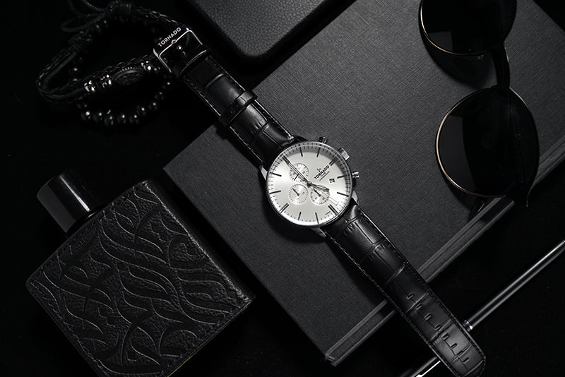 What Type of Watch to Wear on a Wedding Day